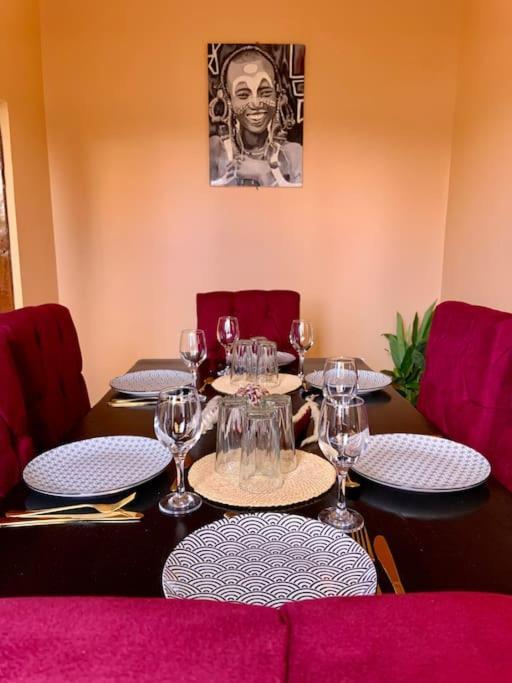 Bungalow X Garten & Terrasse X Wlan X Europaeisch Moshi Buitenkant foto